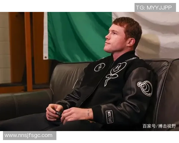 墨西哥足球传奇球星回顾与影响力分析：从马尔多纳多到查奇托的辉煌历程